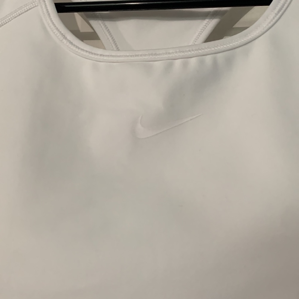 Nike - bra - Picture 5 of 10